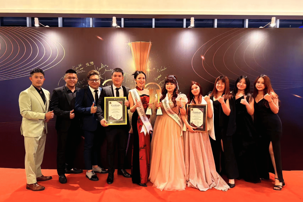 123Livemall-about-us-elite-award-image-3